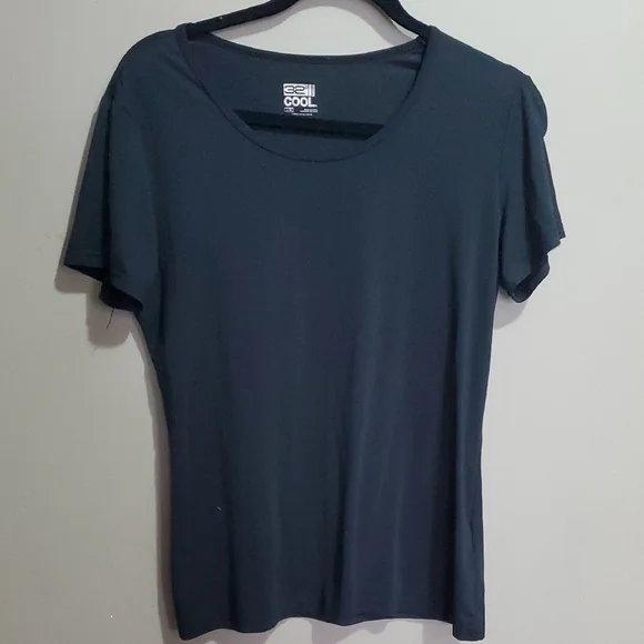 32° Cool Black Women's Top Size Large - Picture 1 of 5